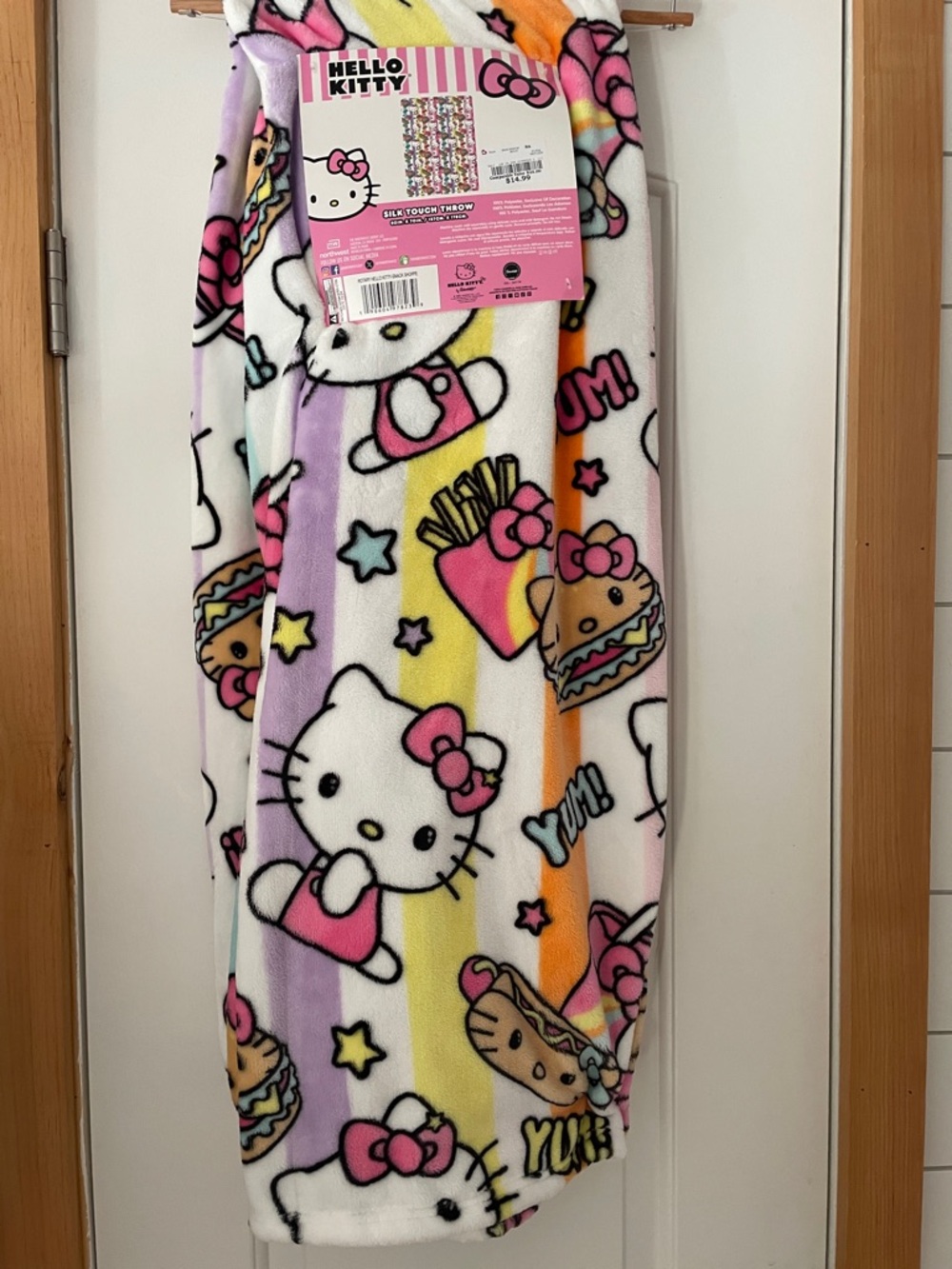 Hello Kitty Multicolor Plush Throw Blanket with Character Prints
50x70